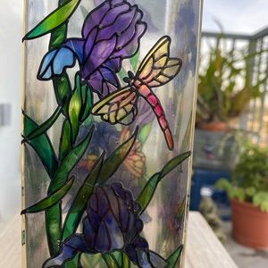 Hand painted vase  🌺